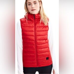 LOLË Women's Rose Vest